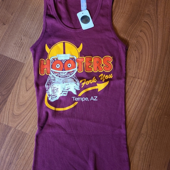 NWT Hooters small tank top - Picture 10 of 12